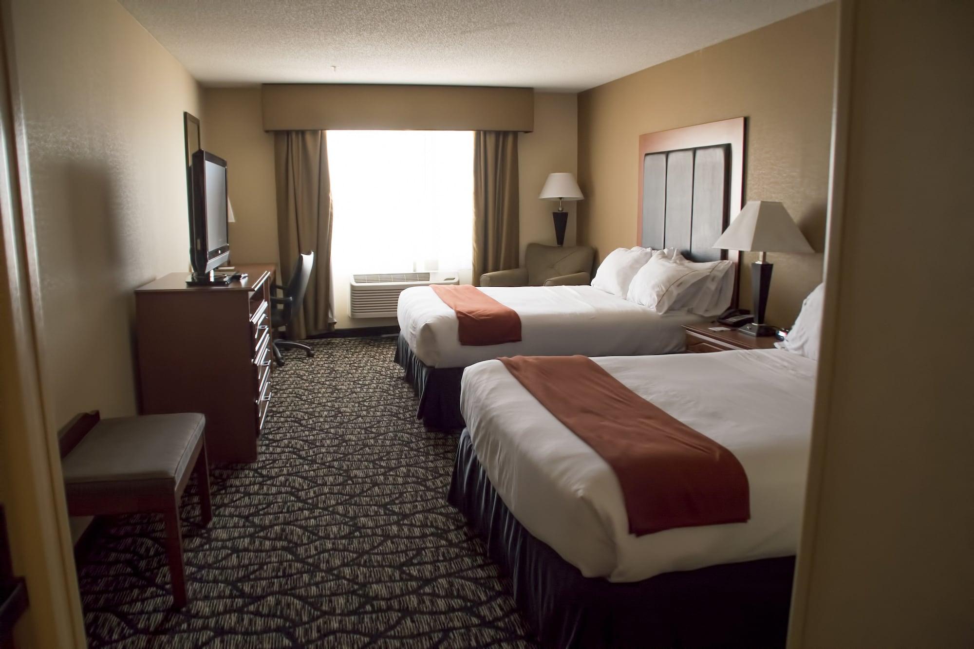 Holiday Inn Express Hotel & Suites Grand Junction By Ihg Exterior photo