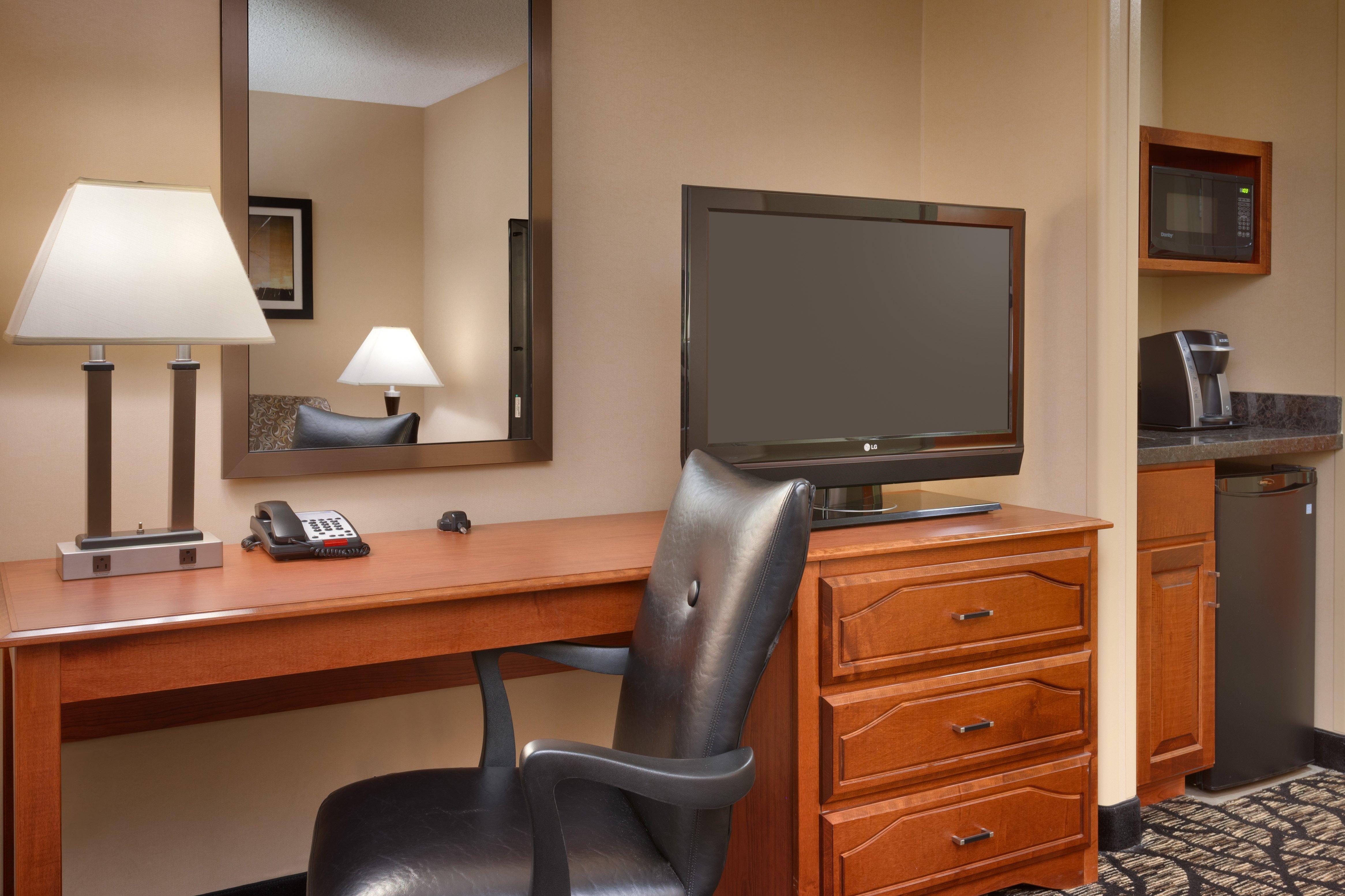 Holiday Inn Express Hotel & Suites Grand Junction By Ihg Exterior photo