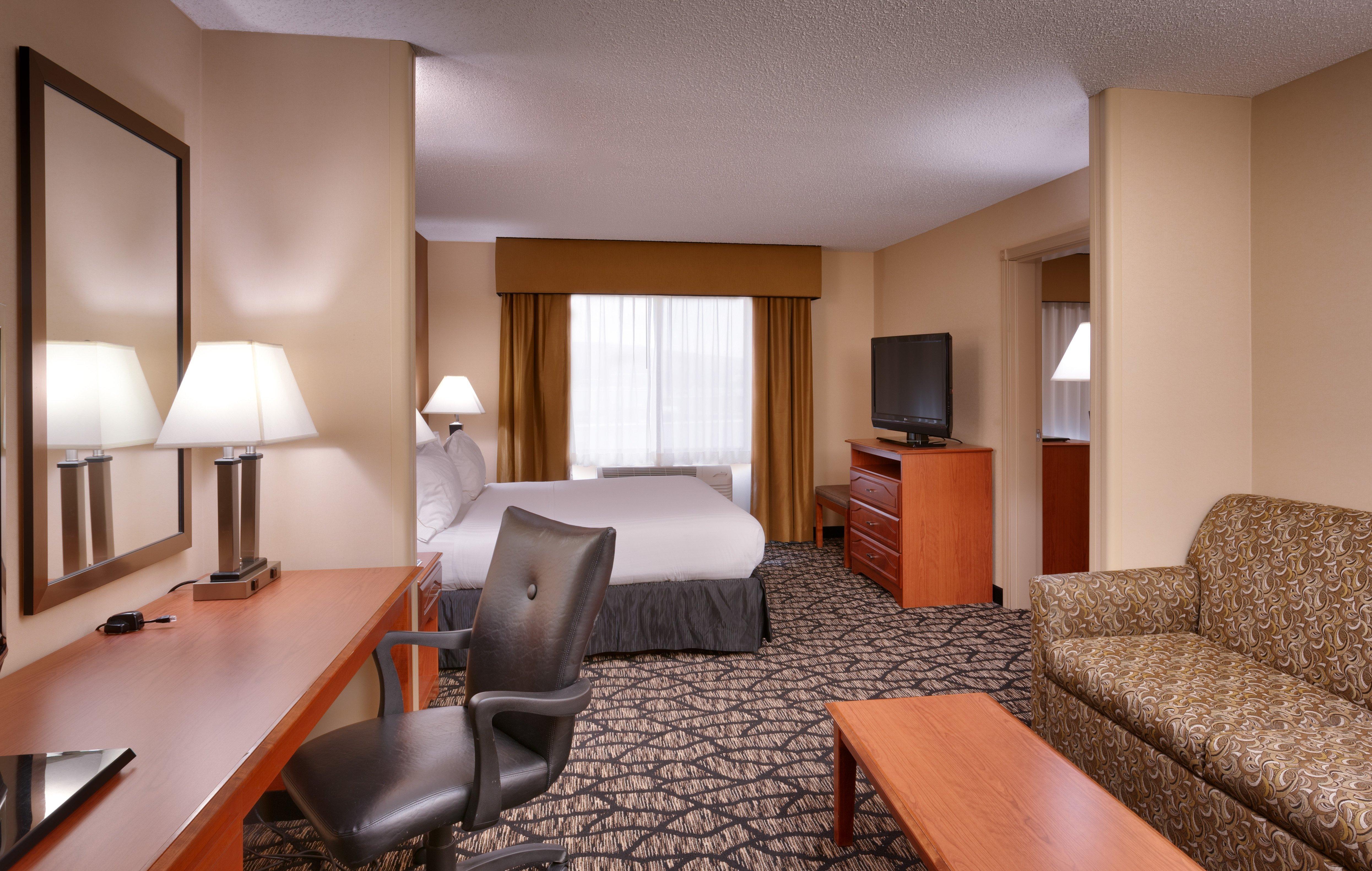 Holiday Inn Express Hotel & Suites Grand Junction By Ihg Exterior photo