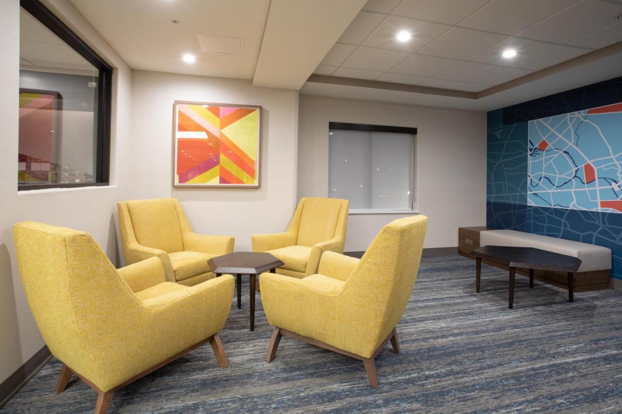 Holiday Inn Express Hotel & Suites Grand Junction By Ihg Exterior photo