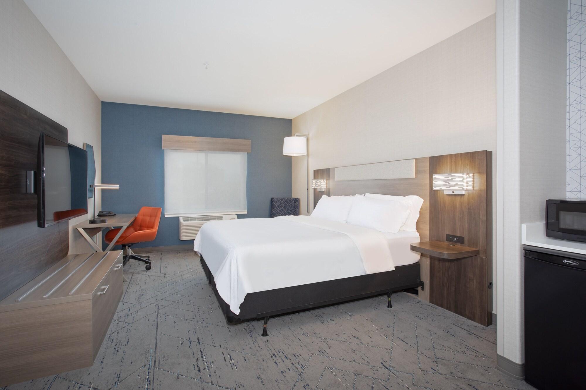 Holiday Inn Express Hotel & Suites Grand Junction By Ihg Exterior photo